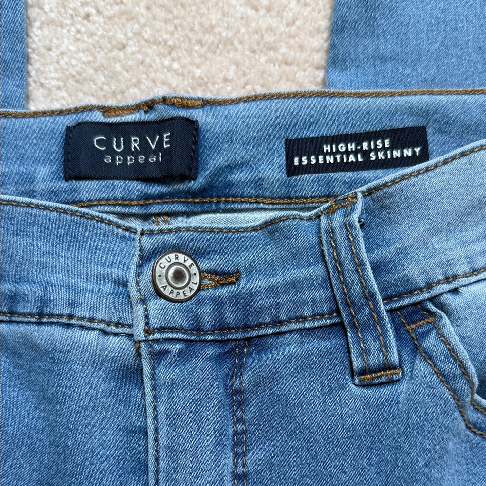 Curve Appeal Women's High Rise Blue Jeans - Picture 2 of 4